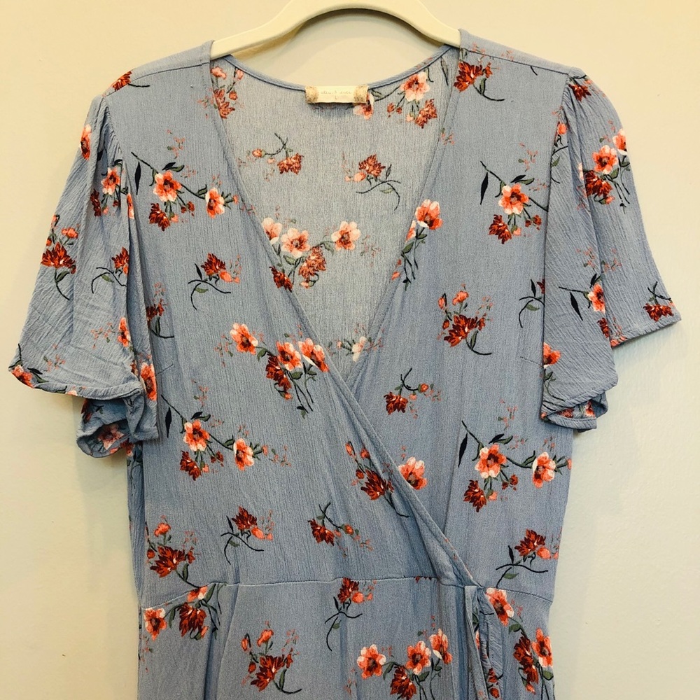 Altair’s State Floral Wrap Dress